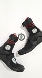 RIP CURL 
- Bootie Flashbomb 3mm - $99.99